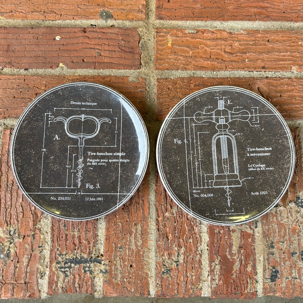 Set of 2 Williams Sonoma Tire-Bouchon Small Appetizer Plates